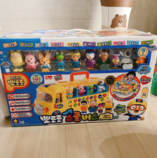 Pororo Melody School Bus 10 Figures Included Children's Bus Toy