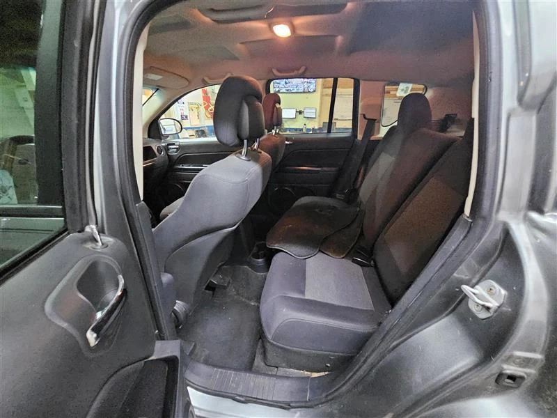 Used Engine Cooling Fan Motor fits: 2011 Jeep Compass Fan Assembly Grade A Foto 2 de 4