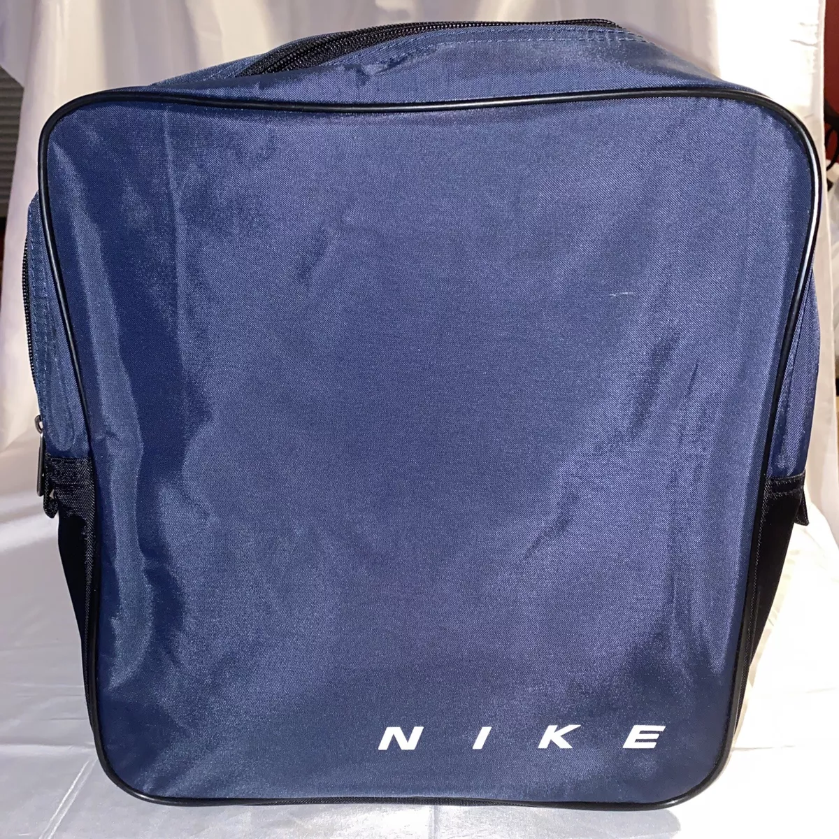 Nike Vintage Mini Duffle Bag Lunch Tote Cooler Hook & Loop 