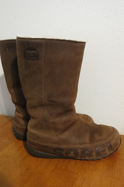 sorel shearling lined boots