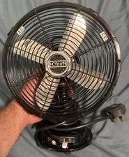 Industrial Black CINNI Vintage 13" Electric 2-Speed Oscillating Fan EUC Plz Read