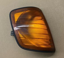 Blinker Blinkleuchte RECHTS Orange BOSCH 1305233909 Mercedes W124 S124 C124 A124 Blinker Blinkleuchte RECHTS Orange BOSCH 1305233909 Mercedes W124 S124 C124 A124