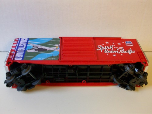 MTH Railking Union Pacific Coast Guard 40 ft High Cube Box Car - Art.-Nr. 30-74924 - Bild 7 von 9