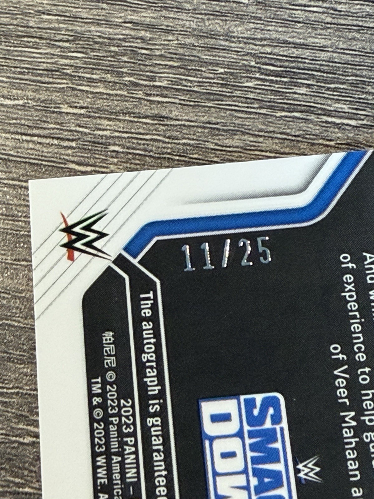 Jinder Mahal - 2023 WWE Panini Prizm Superstar Mojo Autograph Card #’d 11/25 view 3