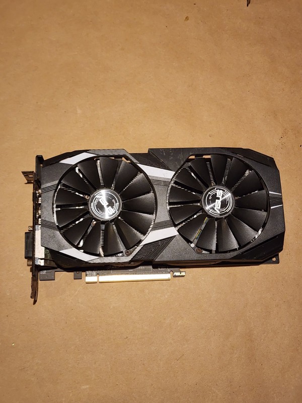 ASUS AMD Radeon RX 580 8GB GDDR5 Graphics Card *LOW BENCHMARK*