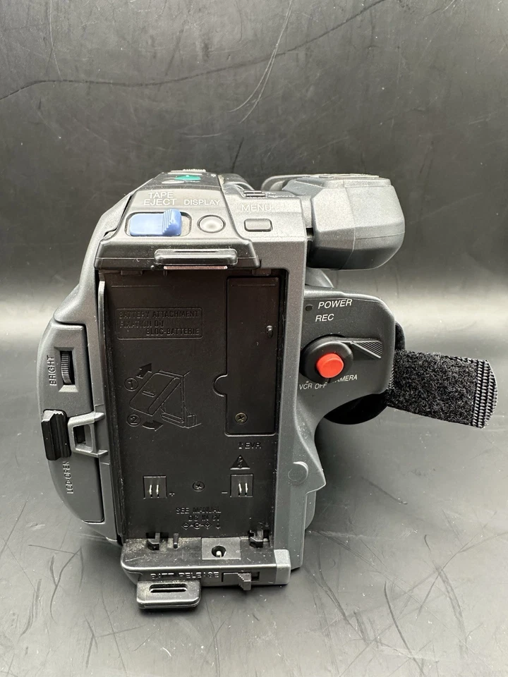 Panasonic PV-L551 Camcorder VHS-C 150x Zoom VHS-C VCR Transfer Fully Tested - Image 3 of 4