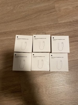6X APPLE ADAPTER LIGHTNING TO JACK 3.5MM FOR HEADPHONES MMX62ZM/A