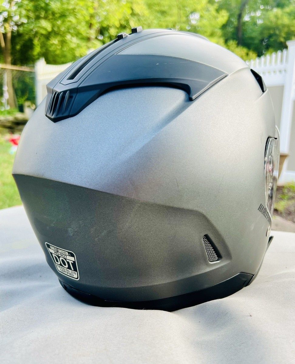 Harley-Davidson Men's Sun Shield 3/4 Helmet, Silver/Black 98304-17VX / Size M | eBay Harley-Davidson Men's Sun Shield 3/4 Helmet, Silver/Black 98304-17VX / Size M | eBay