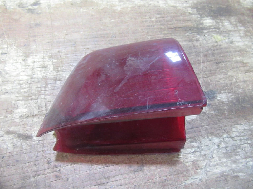 Cadillac Serie 62 1954 1955 exterior luz trasera lente cubierta moldura pieza  Foto 4 de 4