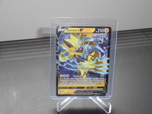 POKEMON ZERAORA V 053/198 CARD NICE!!
