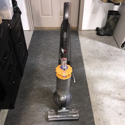 Dyson DC40 Multi Floor Upright Ball Vacuum w/ Crevice Attachment