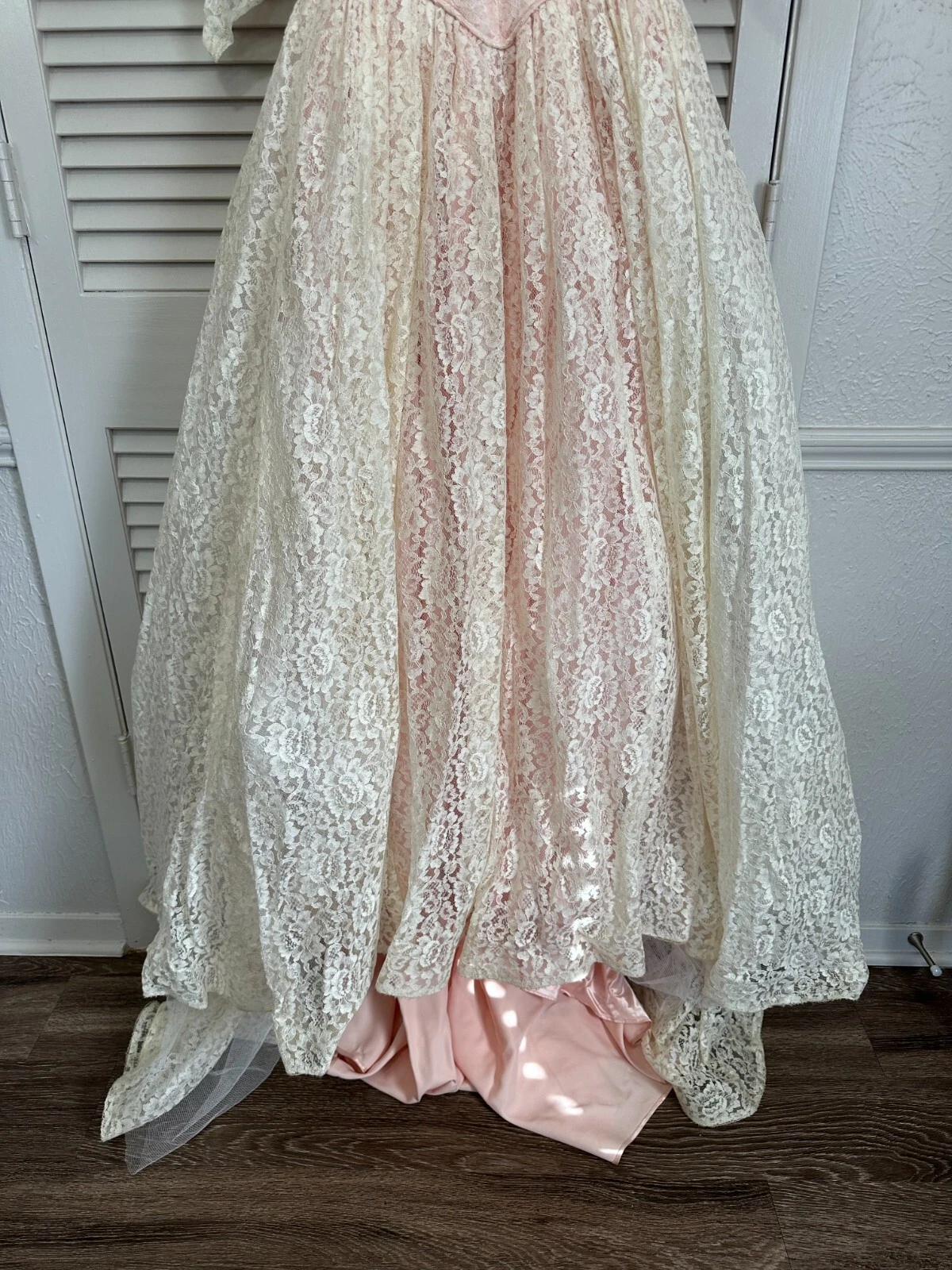 OFF WHITE Abito da sposa vintage anni 50 bianco sporco rosa pizzo raso velo perline treno 30"