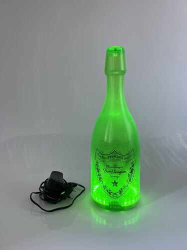 DOM PERIGNON Luminous Cover LED für 0,75l Flasche Champagner Glorifier Sehr Rar - Bild 1 von 9