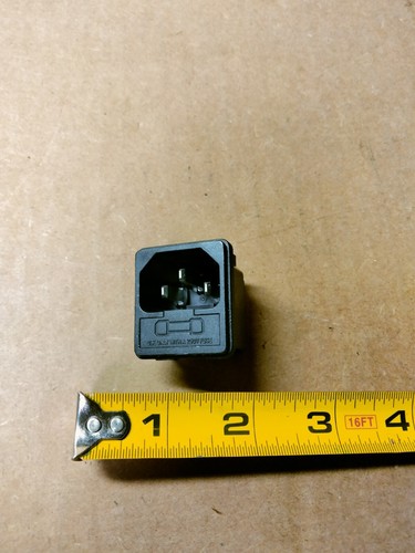 AC Power Socket 10A/250V w/ Fuse 10A IEC320 C14 Inlet Male Power 3 Pins