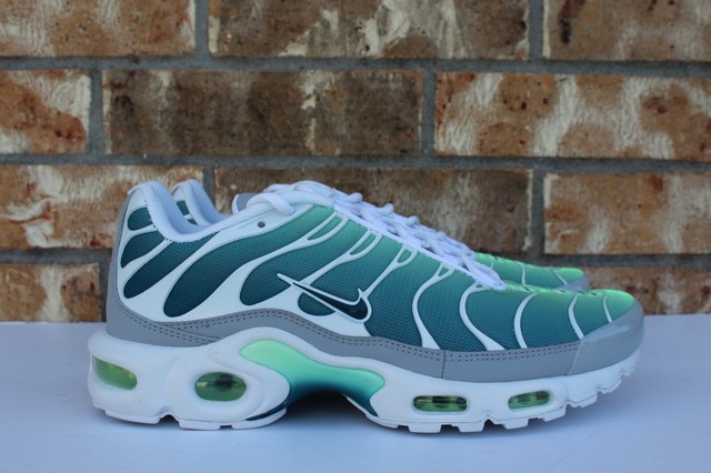 nike tuned ghost green