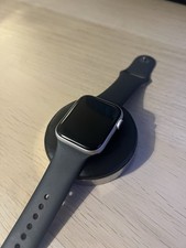Apple Watch Series 6 44mm GPS + Cellular, Silver Aluminium Case