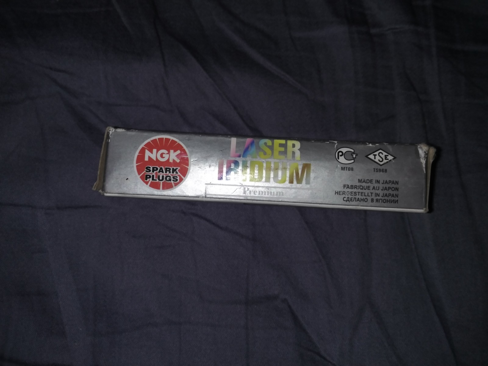 NGK ILZKR7B-11S 5787 Laser Iridium Spark Plug for Honda/Acura - Single Unit