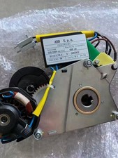 1SDA038324R1 Brand new ABB ACB Accessory Geared Motor Device 220/250V E1/6-T8