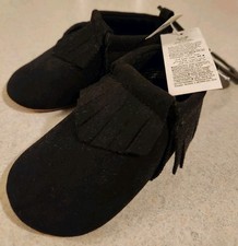 Old Navy Unisex 12-18 MONTHS Black Moccasin Booties Faux Suede 42725