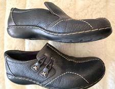 CLARK'S SIZE 6M Black Pebble Leather Comfort Slip On Loafer Stitching Side Loops