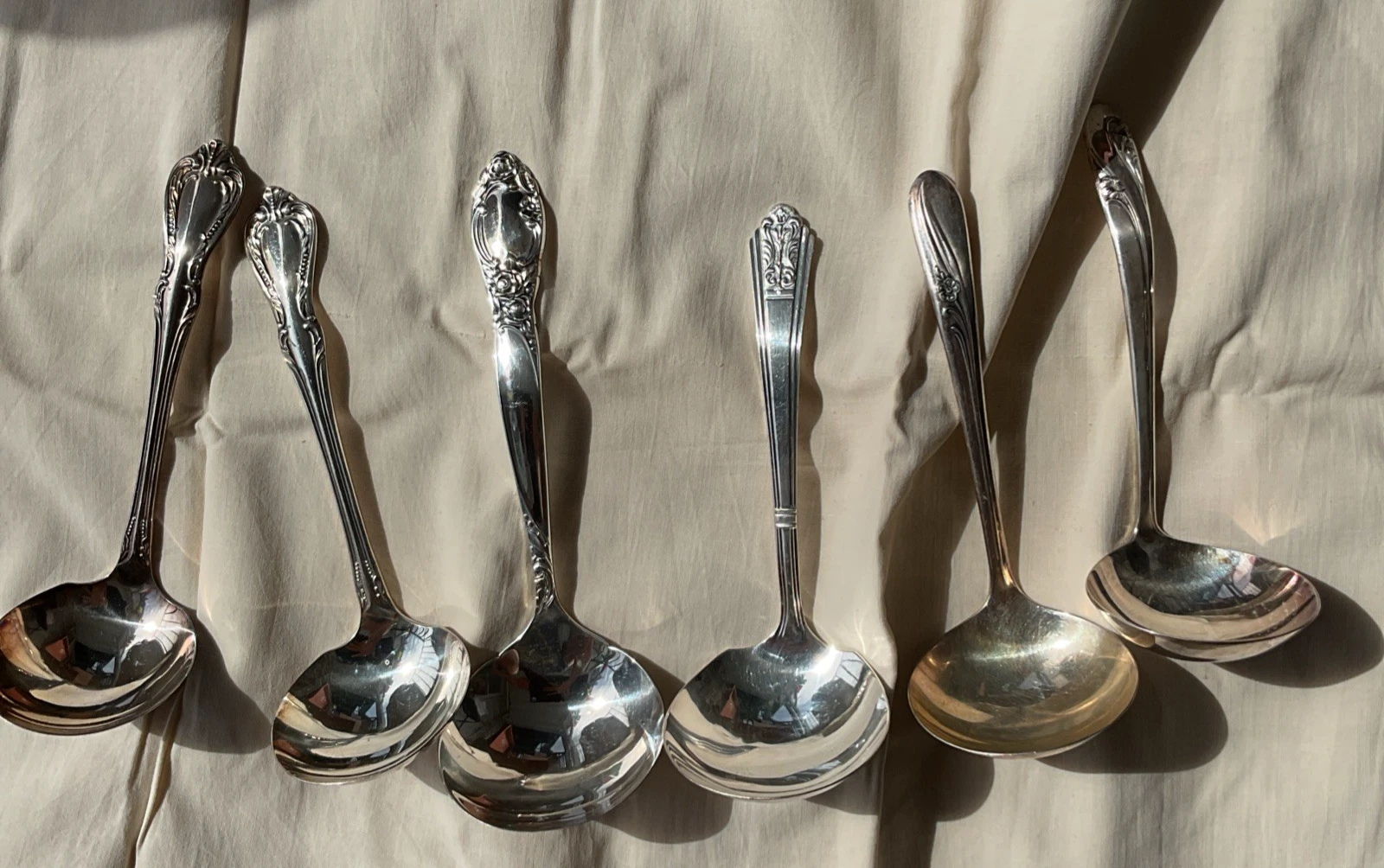 Vintage Lot Of 6 Mixed Pattern Gravy Sauce Ladles Spoons no monograms
Opens in a new window or tab
