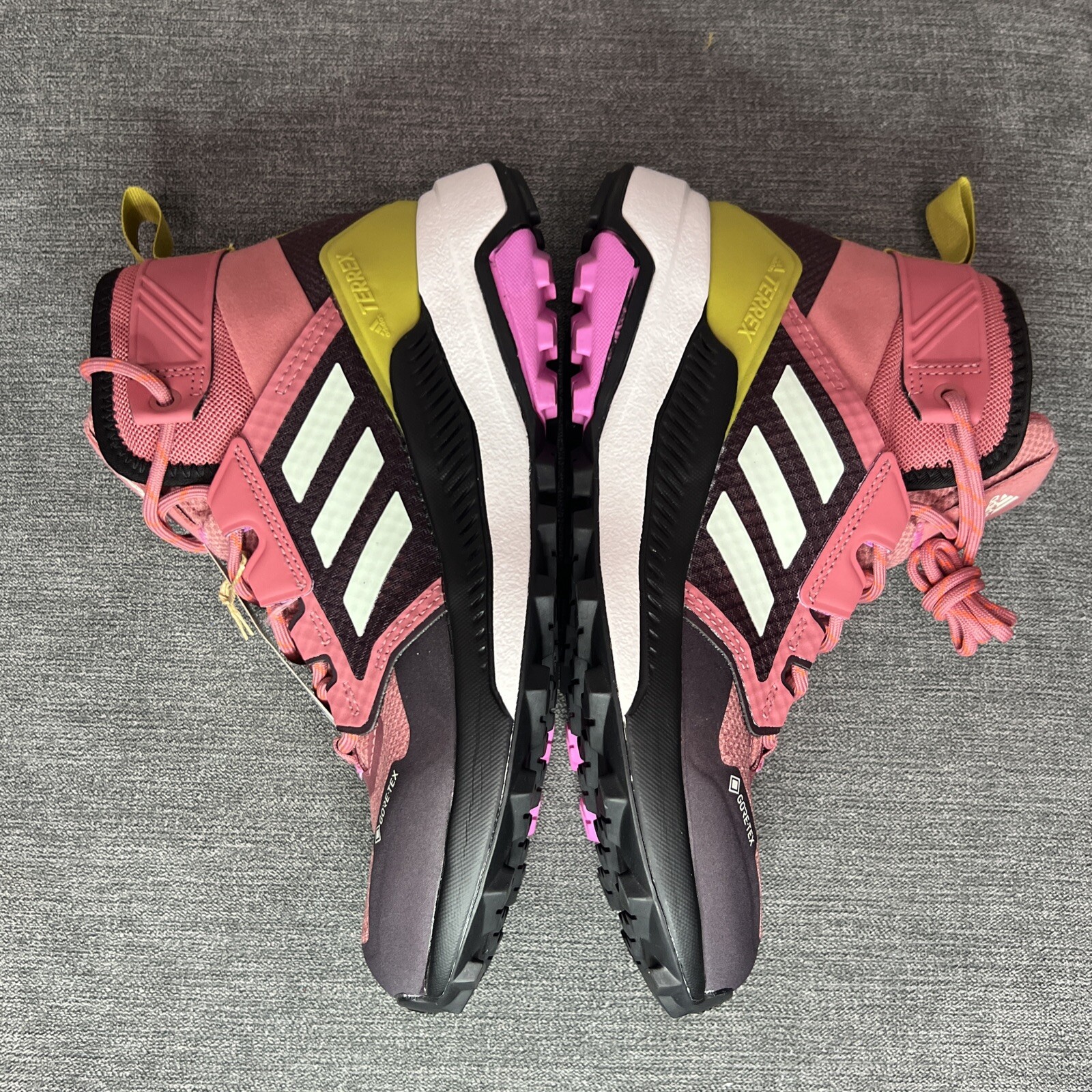 Adidas Terrex Trailmaker Mid Gore-Tex Wonder Red Shadow Maroon 2022 - Size 6 W image 9