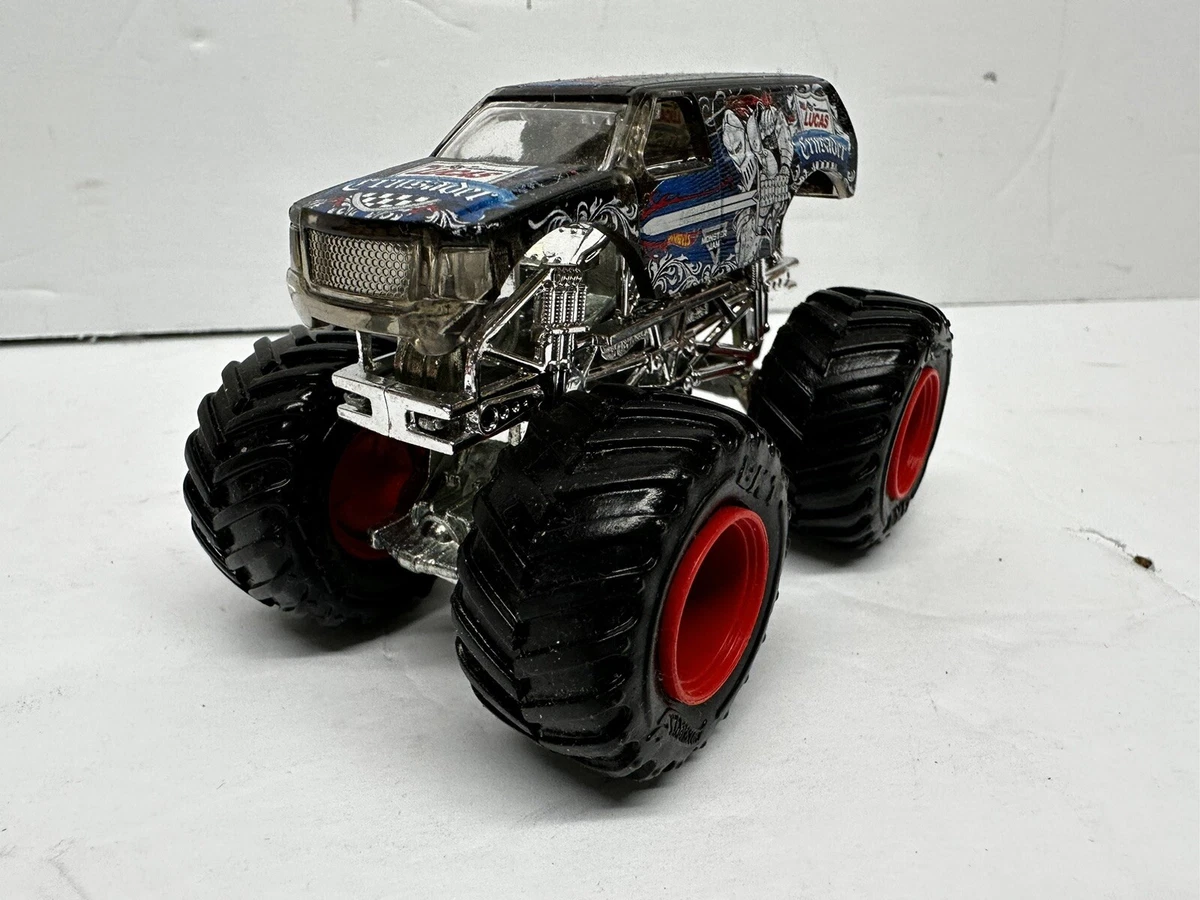 Lucas oil crusader hotsell monster truck toy
