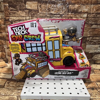 Tech Deck SK8 Crew Ultra SK8 Bus Transforms into 3-Ramp Park New