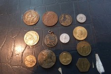 13 JETONS operation moyen orient 1956- bon pour -napoleon 1er- au printemps- etc