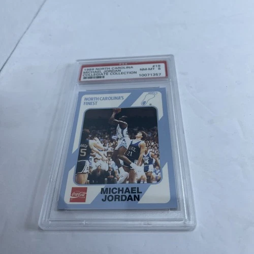 1989 NORTH CAROLINA COLLEGIATE CARD #18 MICHAEL JORDAN PSA 8 MINT