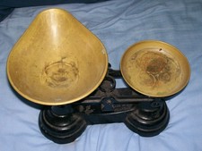 Vintage Librasco Black Coin Scales with Brass Pans and Weights Made In England
