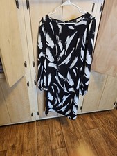 Shein Women's Black & White Geometric Print Maxi Dress Size: XL, C1