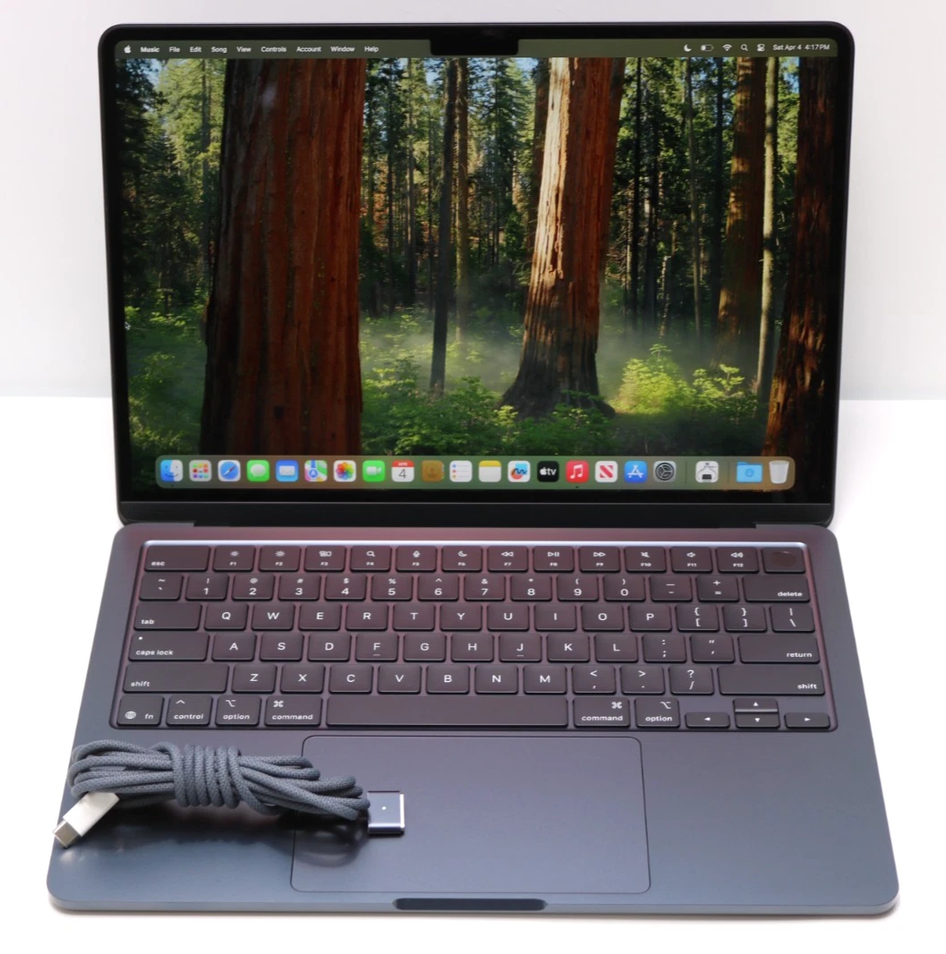 2025 Apple MacBook Air 13