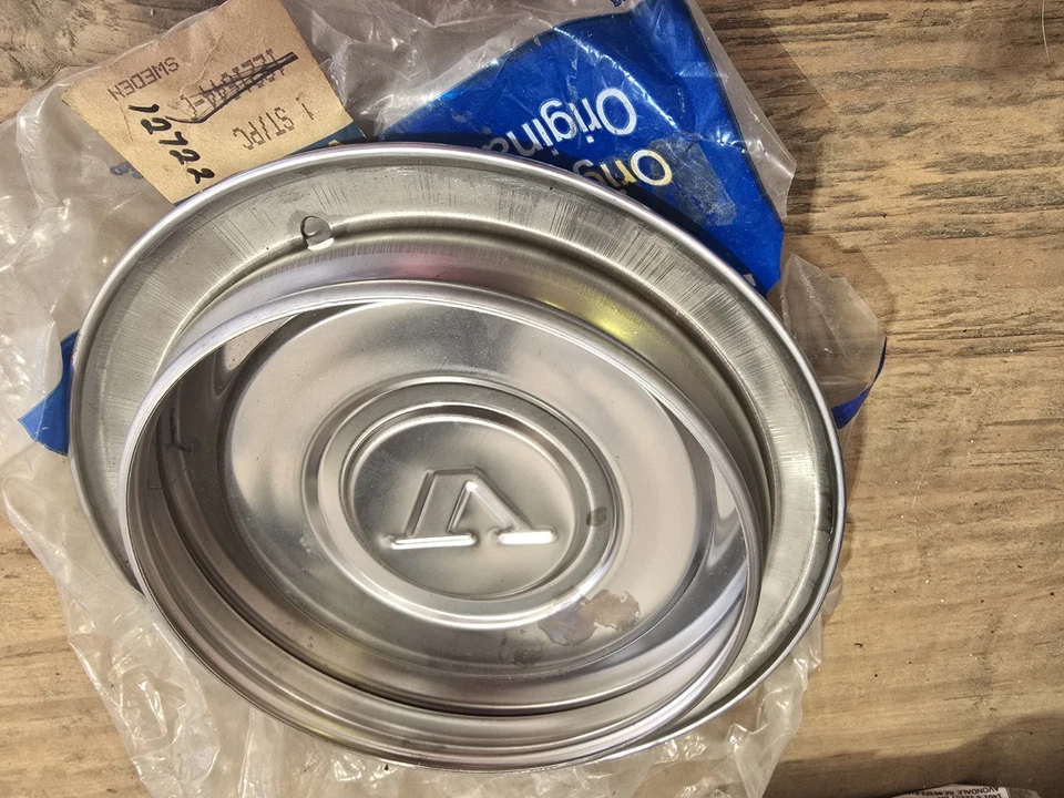 Tapacubos central Volvo 240 242 244 245 acero inoxidable 1 pieza **TEMPRANO** GL #2 Foto 4 de 4