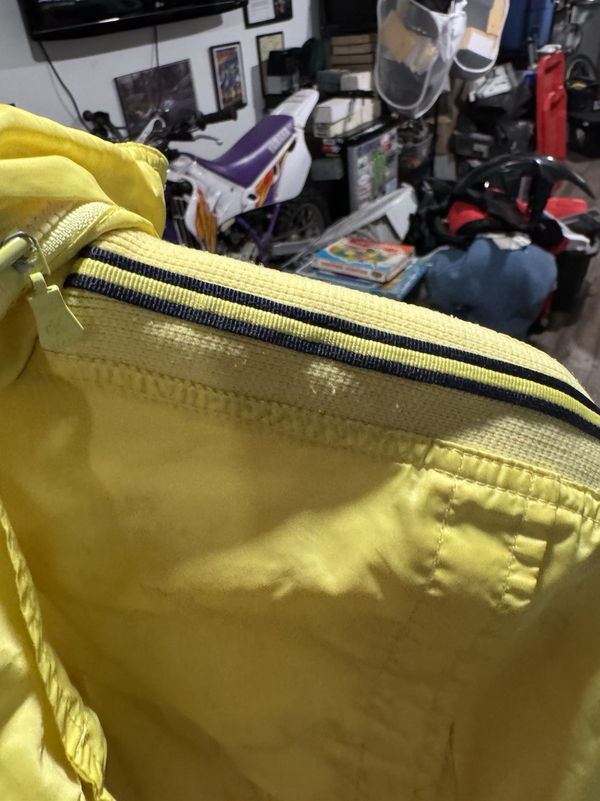 Calvin Klein Yellow Jacket Size Medium - image 16
