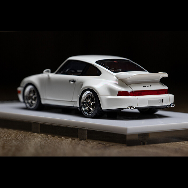 MakeUp 1:43 Porsche 911 964 Turbo S Flachbau 1994 Diecast Car