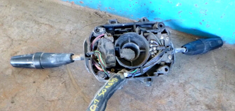 Hyundai Sonata 5/96-4/98 Combination Switch - Image 4 of 4