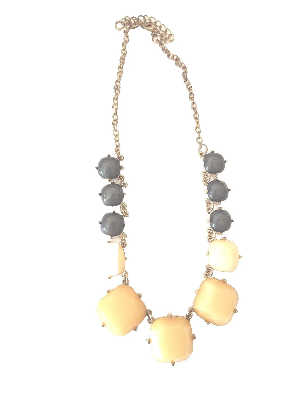 Модные ожерелья и кулоны покрытые желтым золотом из смолы