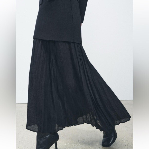 ZARA MIXED PLEATED KNIT SKIRT | eBay ZARA MIXED PLEATED KNIT SKIRT | eBay
