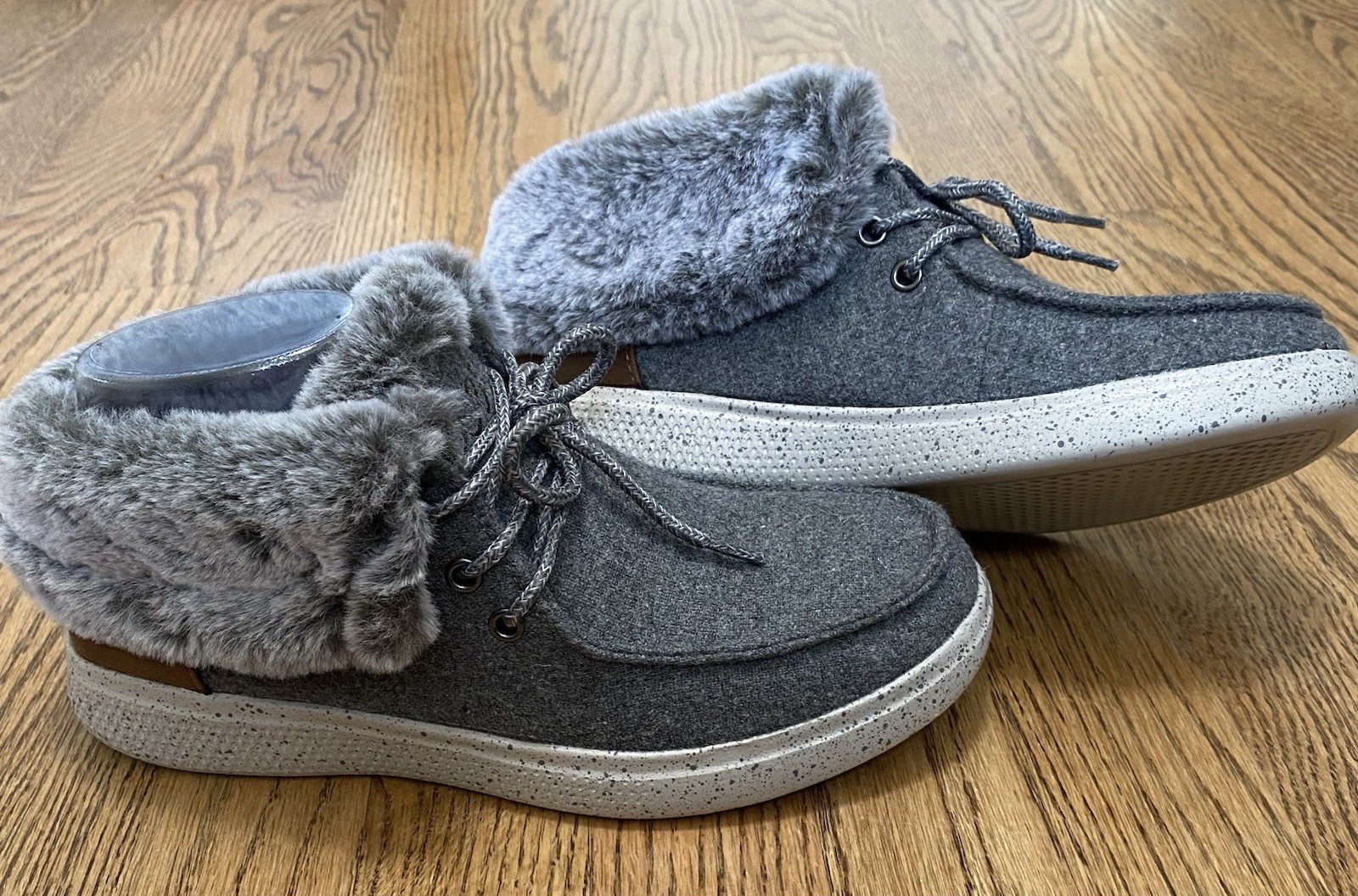 SKECHERS Women's Bobs Skipper Cotton Tails Gray Ankle Boots-Size