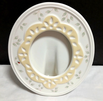 Lenox ''Butterfly Meadow'' Porcelain Picture Frame Yellow Oval Free Standing