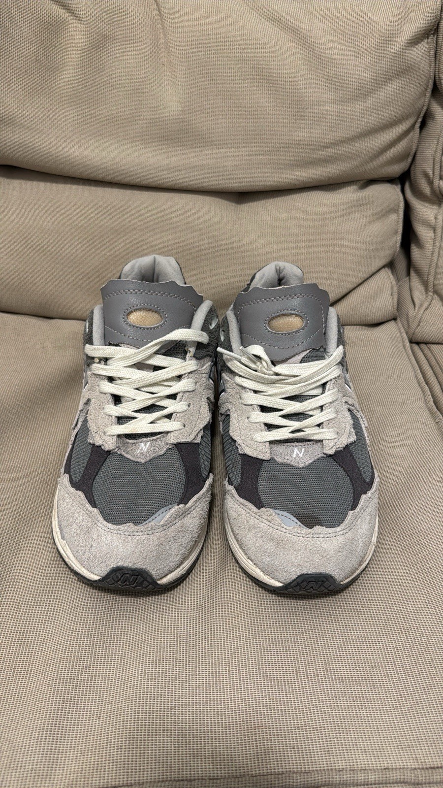 New Balance 2002R Paquete de Protección Nube de Lluvia Talla 11 Excelente Estado ¡Sin Caja!