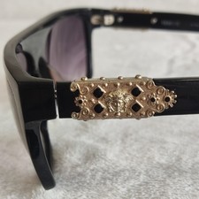 Authentic Versace Sunglasses Black Gold Medusa Head Plaque Ornate Arm Oversized