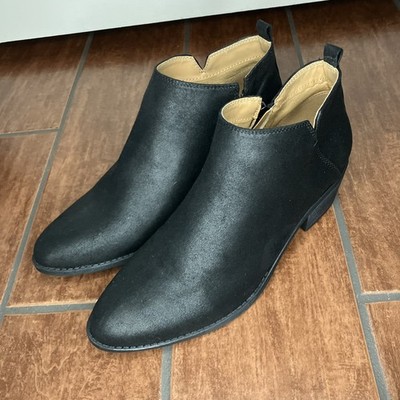 Solely Black By BKE Black Bootie Size 10M NEW
