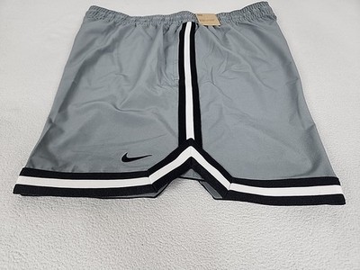 Nike Dri-Fit DNA 6