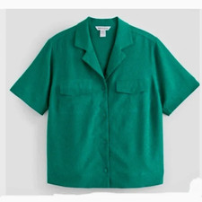 Athleta Echo Short Sleeve Button Down Shirt Green  NWT  Size Large