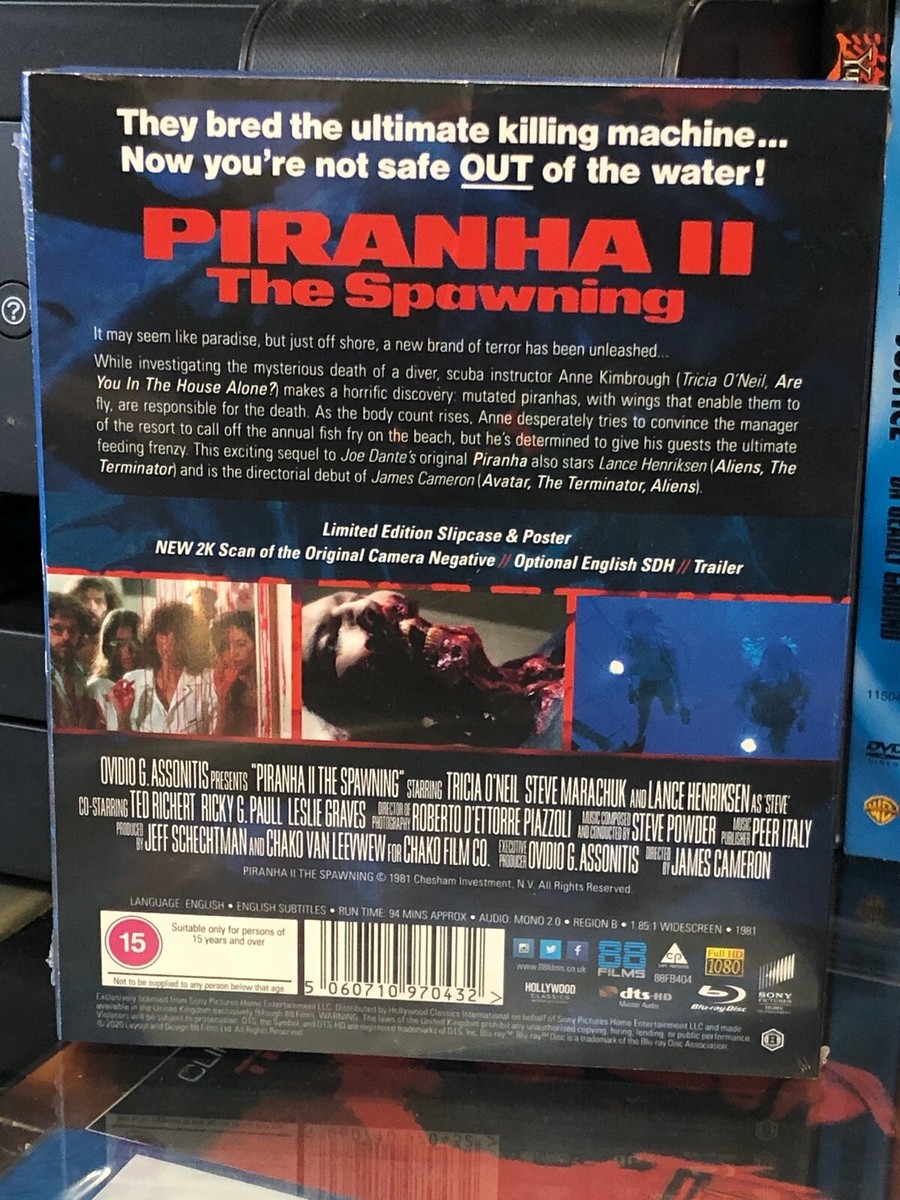 Piranha 2: The Spawning (BluRay) Limited Edition! Slip Cover