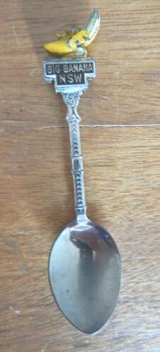 BIG BANANA  Coffs Harbour  NSW  Collectors Souvenir Spoon - Picture 1 of 3