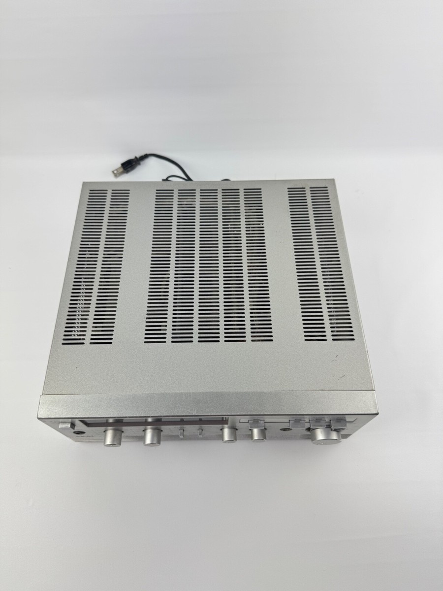 Vintage Akai UC-U3 Bookshelf Stereo System Integrated Amplifier