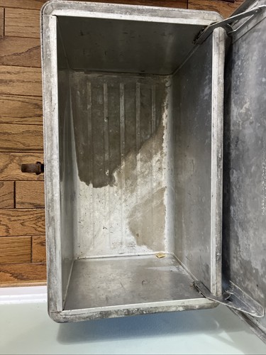 RARE Vintage Aluminum SQUIRT Soda Cooler Cronstroms Mfg MN 22X 13X 12 1/4 🇺🇸 - Picture 22 of 24
